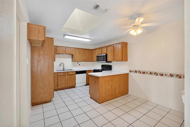 Building Photo - 7016 Snowivy Ct