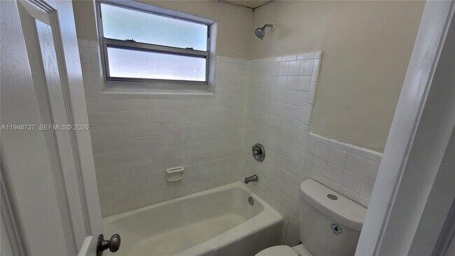 Building Photo - 13240 Port Said Rd