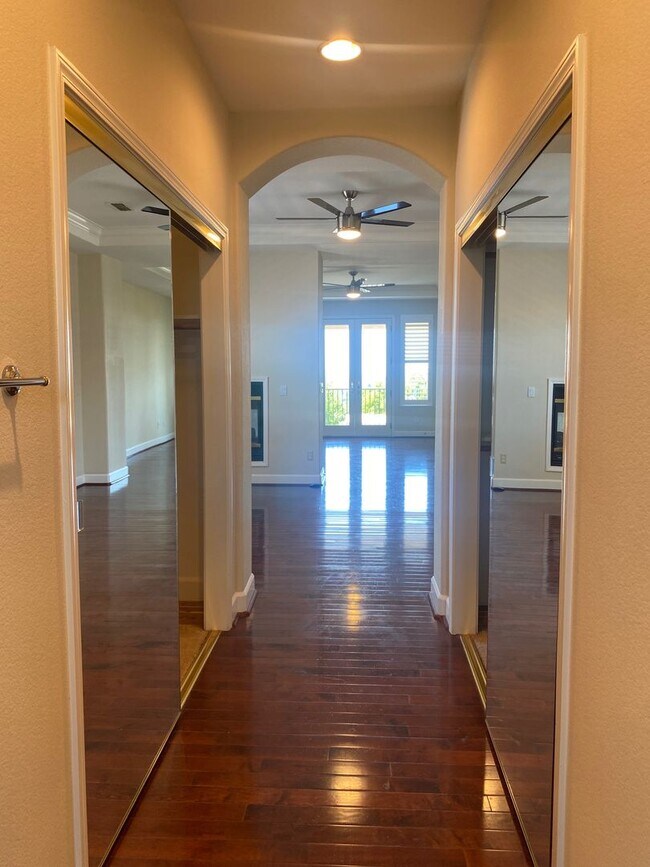 Building Photo - AVAILABLE BY 1/1/26 - ELEGANT AND SPACIOUS 4 BED, 4 BATH 2 STORY HOME WITH VIEWS OF EL DORADO HILLS