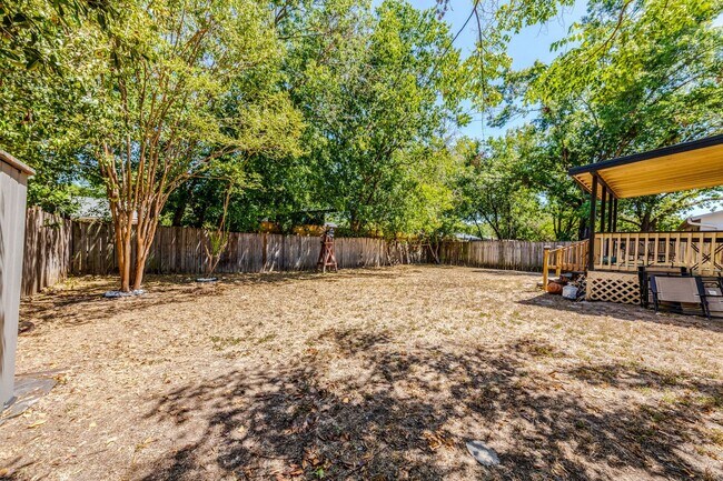 Building Photo - 7107 Barnsdale Way  Austin TX 78745