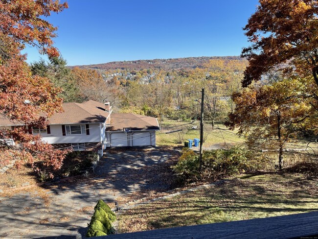 Building Photo - 212 Geddes Terrace