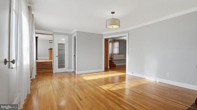 Building Photo - 1703 Tioga Rd