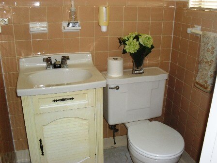 Building Photo - 803 Carmen St