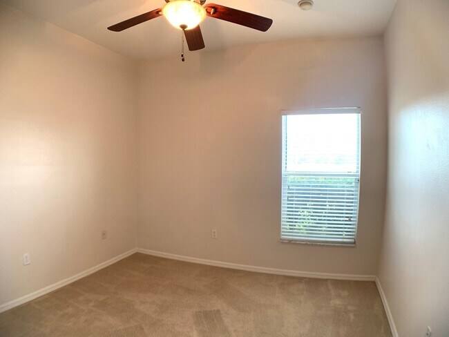 Building Photo - 3/2 Home for Rent in Bellalago