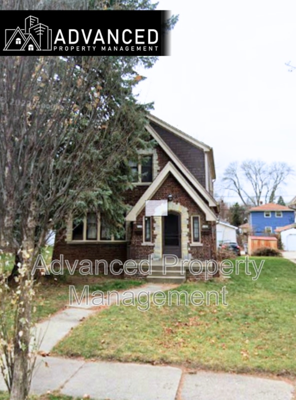 Primary Photo - 3725 S Clement Ave