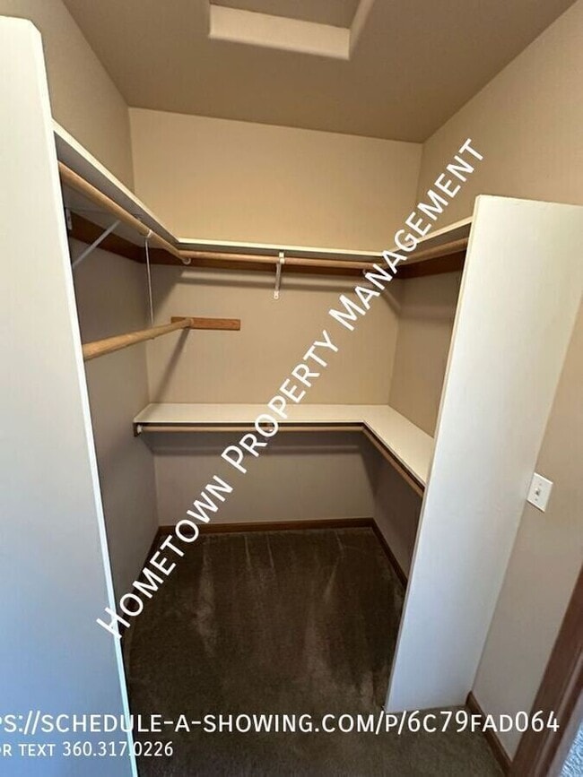 Building Photo - 10139 Terra Valley Street Southeast