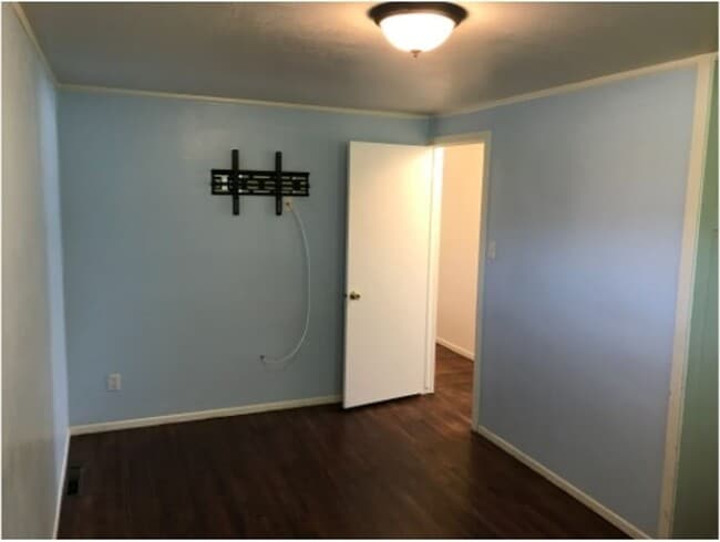 Building Photo - Wonderful 4 Bedroom House in Bountiful