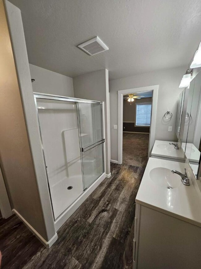 Building Photo - 141 Rivers Edge Ct