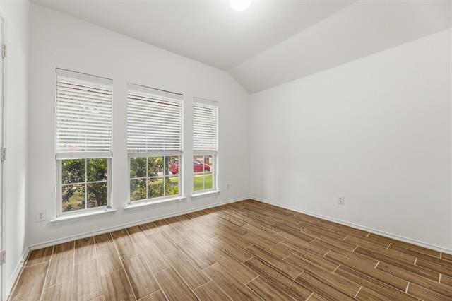 Building Photo - 1011 Meadow Green Ct