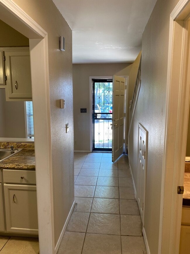 Building Photo - Darling Gathering Place Brookside Townhouse - Gated Community - 1 bedroom 1.5 bath, Small Fenced ...