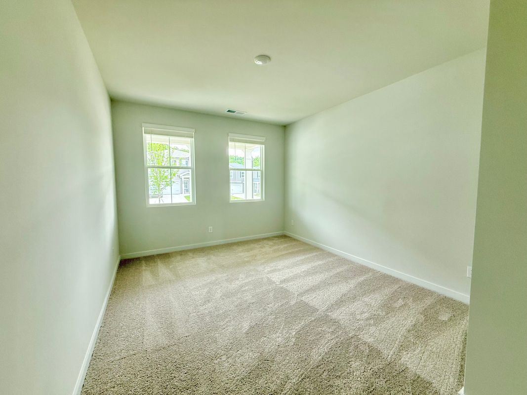 Building Photo - 5428 Aurora Trl