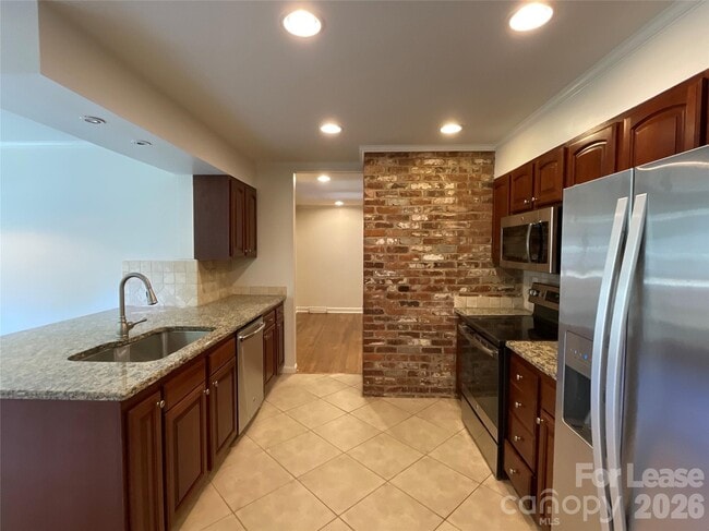 Building Photo - 3917 Kitley Pl