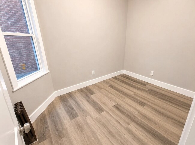 Building Photo - 168 Bloomfield Ave