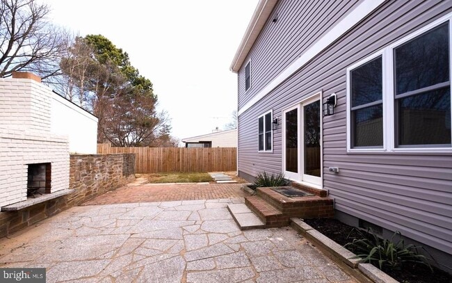 Building Photo - 6816 Westcott Rd