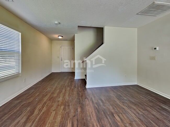Building Photo - 3742 Mountain Brook Cir