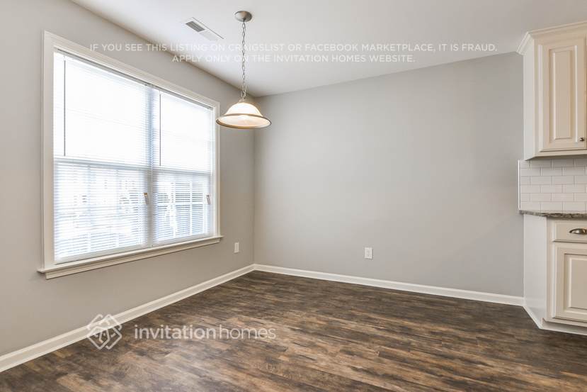 Building Photo - 312 Whitehall Ct