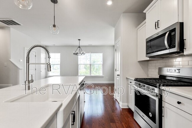 Building Photo - 6448 Cassia Loop