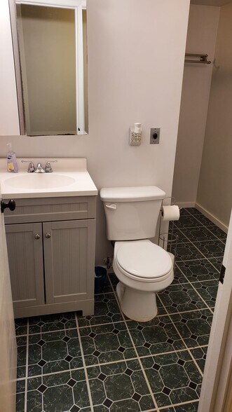 Building Photo - 434 S 199th St