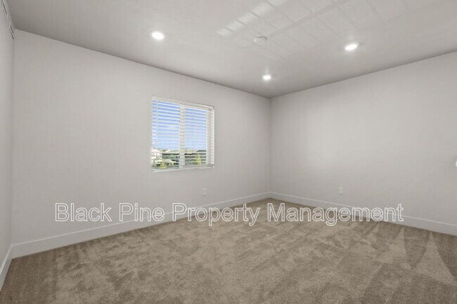 Building Photo - 11130 Aspen Hl Dr