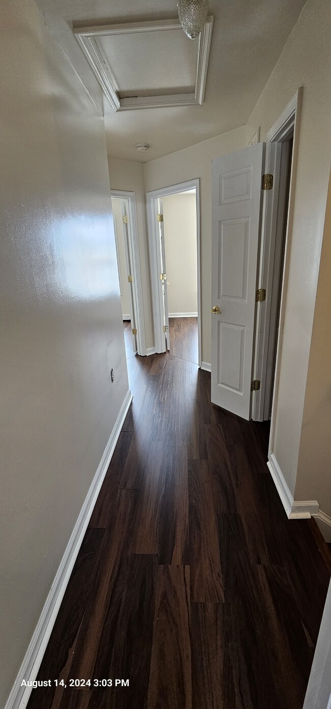 hallway bedroom - 118 Lance St