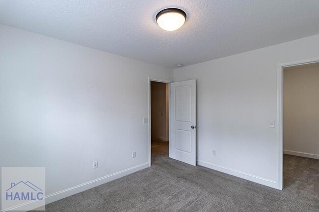 Building Photo - 74 Perlieu Ct