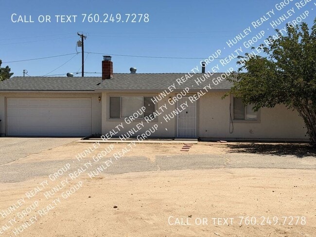 Building Photo - 15975 Calandria Way
