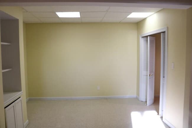 Building Photo - 10316 Cherrywood Ln