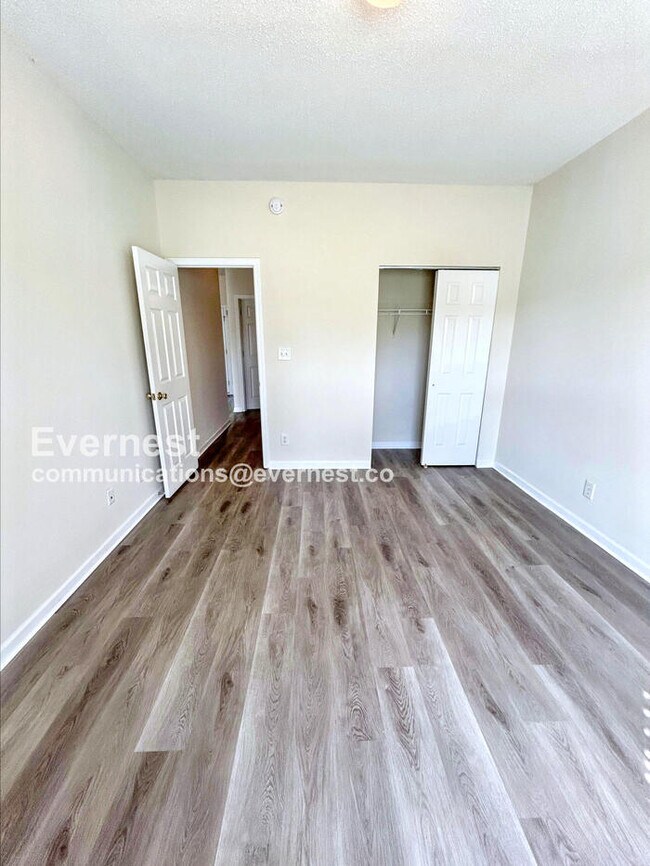 Building Photo - 1244 Scarlett Dr
