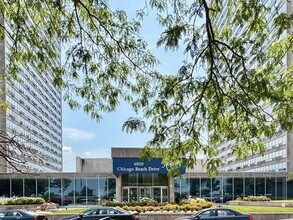 Building Photo - 4800 S Chicago Beach Dr
