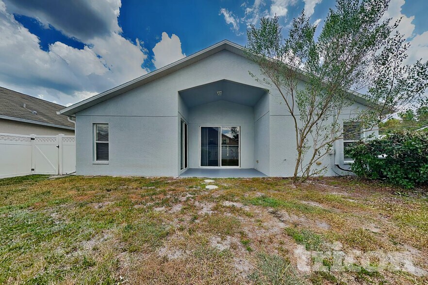 Building Photo - 31333 Heatherstone Dr