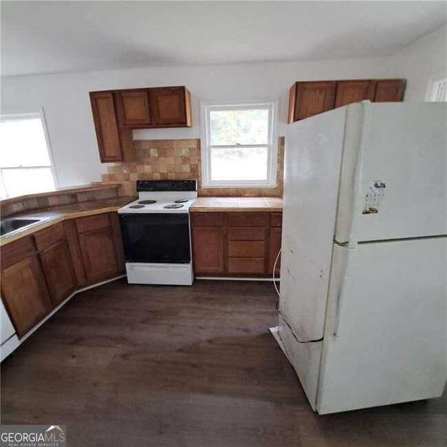 Building Photo - 2174 Whites Mill Rd