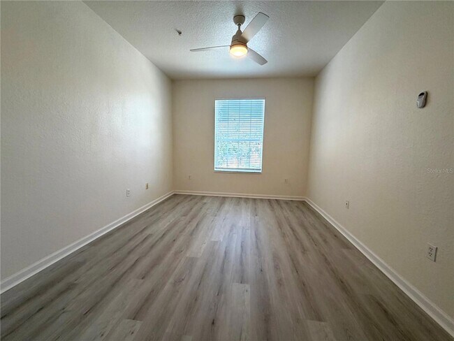 Building Photo - 6335 Contessa Dr