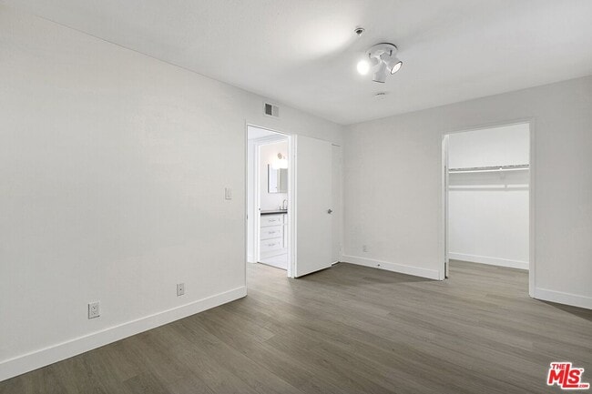 Building Photo - 1616 Brockton Ave