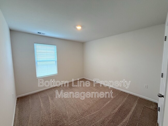 Building Photo - 169 Wellshire Dr