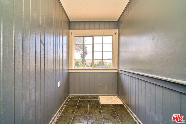 Building Photo - 1347 Valencia St