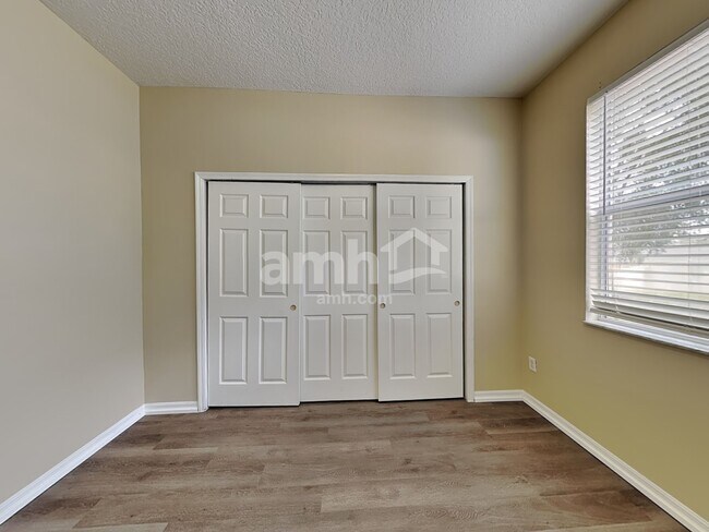 Building Photo - 2475 Breezy Meadow Rd