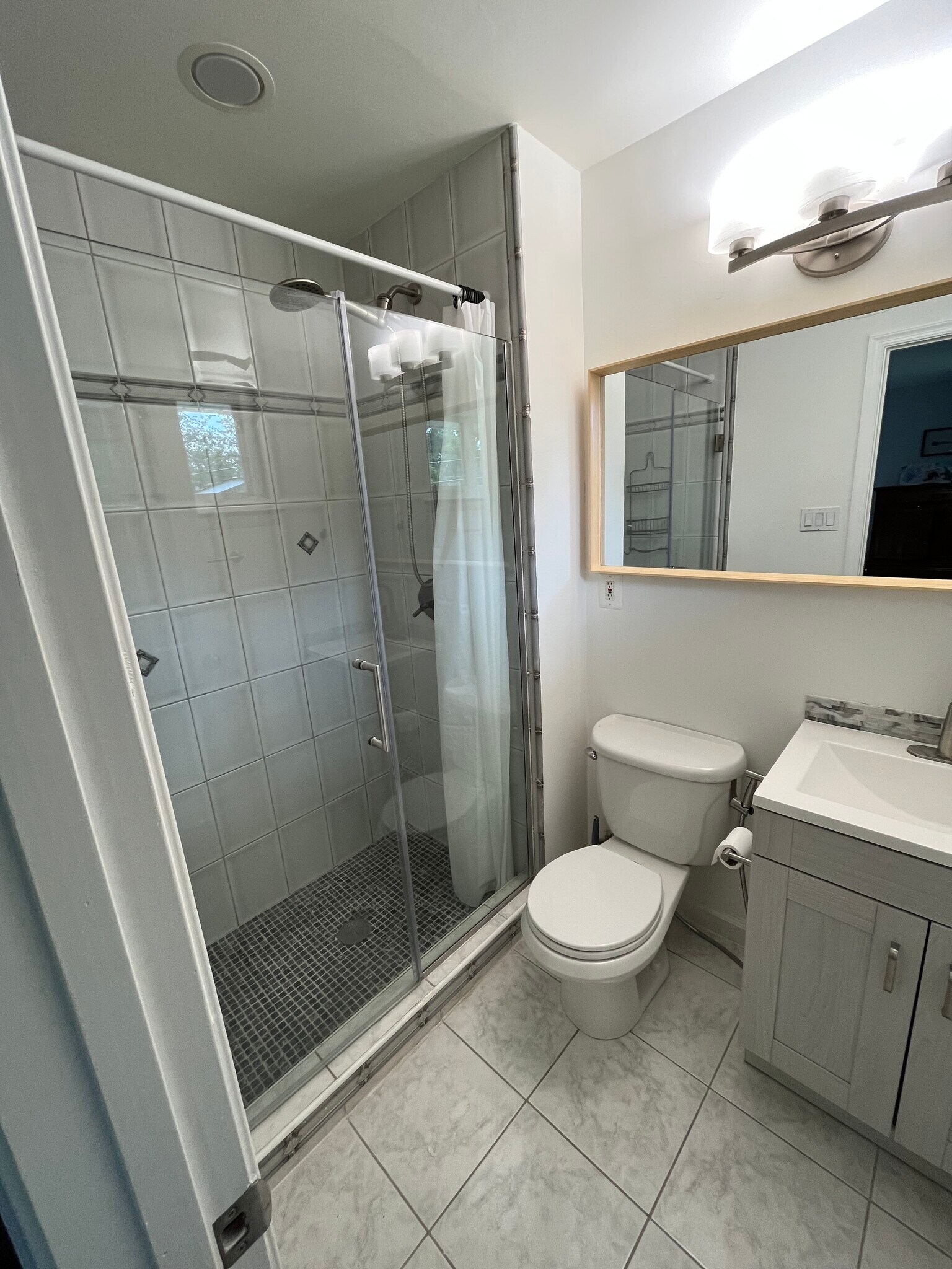 Building Photo - 1709 Lorre Dr