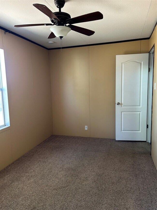 Building Photo - 172 Old Potato Rd