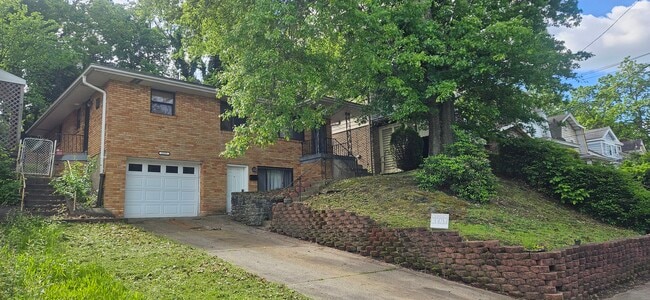 Building Photo - 1337 Jeffers St