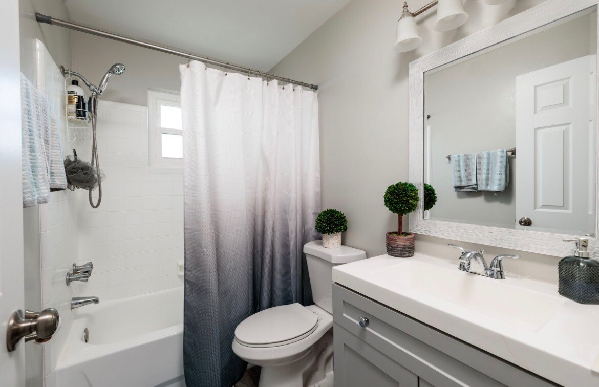 Building Photo - 12993 89th Ave