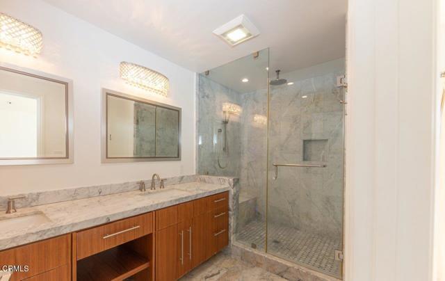Building Photo - 2906 Hawkridge Dr
