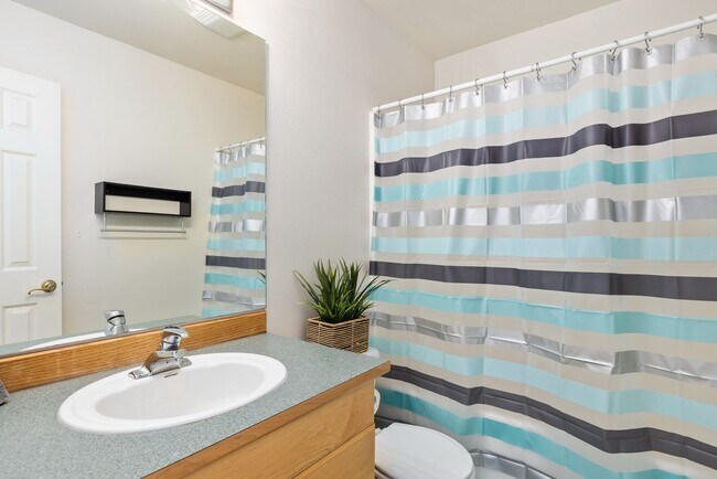 Building Photo - 3 Bd., 2.5 B., home near Barkley Village s...