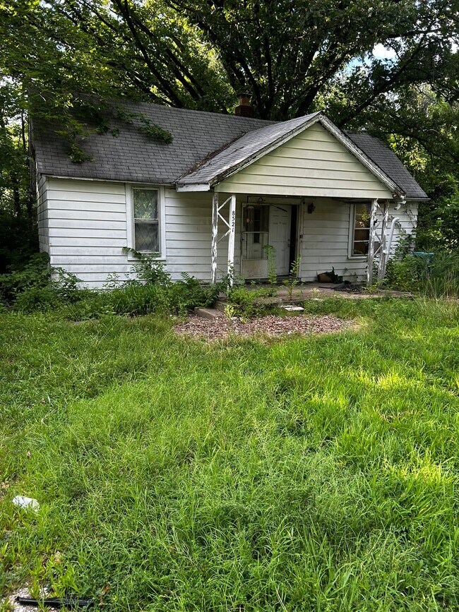Building Photo - 8521 Clifton Ave