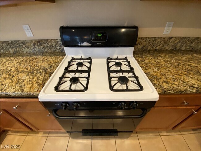 Building Photo - 744 Blue Barrel St