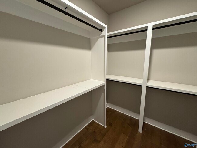 Building Photo - 136 Iberville St