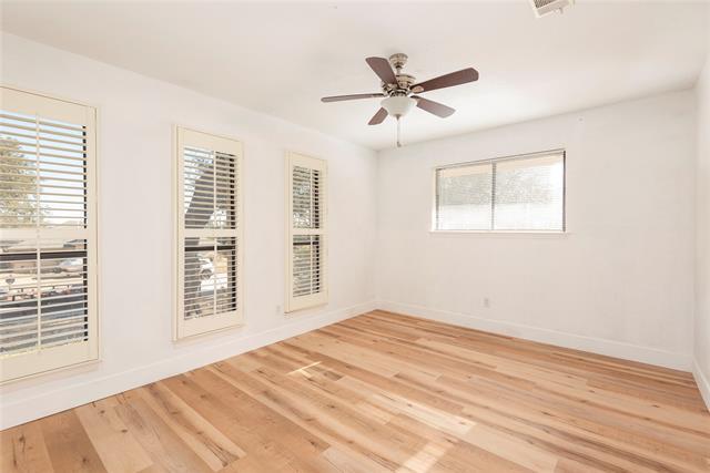 Building Photo - 3333 Sunrise Dr