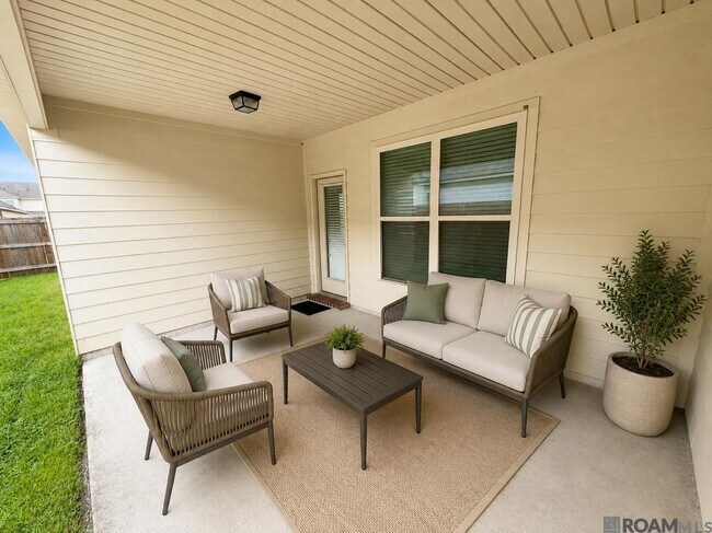 Building Photo - 1439 Granby Dr