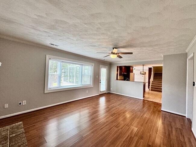 Building Photo - 2309 Cornstalk Ct