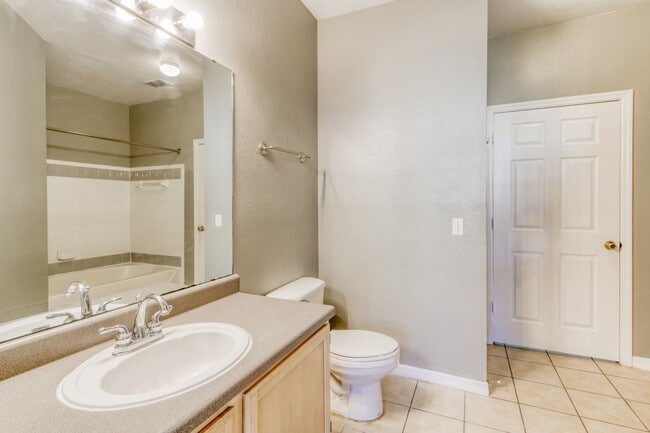 Building Photo - Metrowest Condo at The Hamptons, Orlando