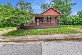 Building Photo - Charming 3-Bedroom Home in Convenient Memphis Location
